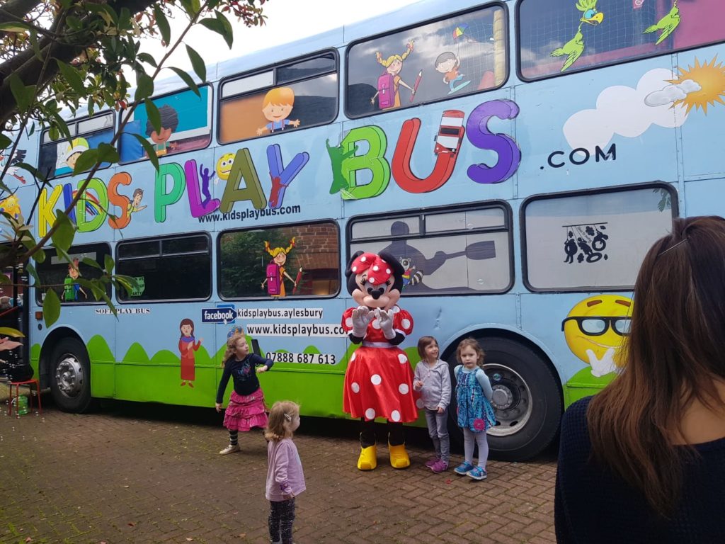 Services - Kids Play Bus