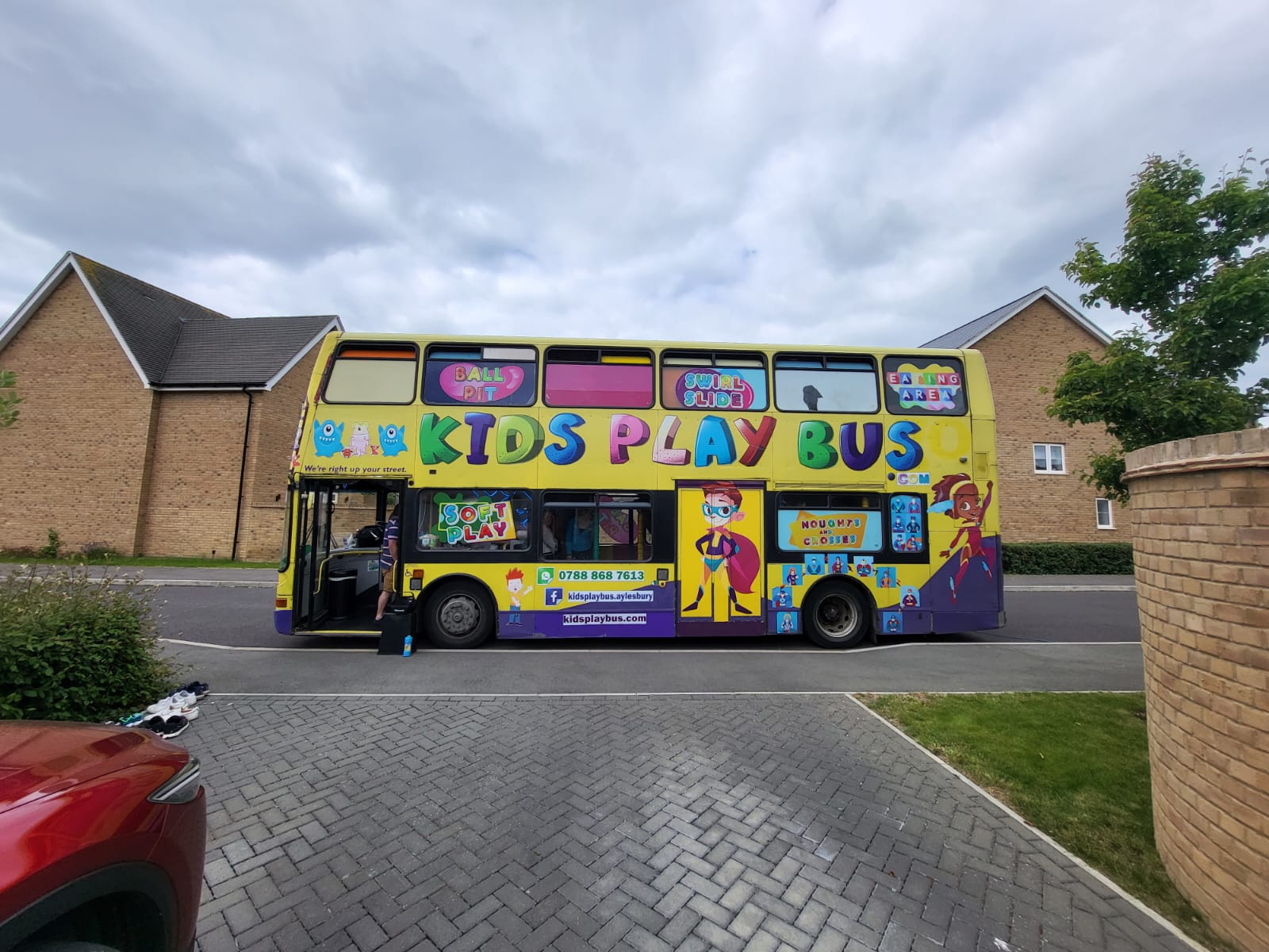 Kids Play Bus